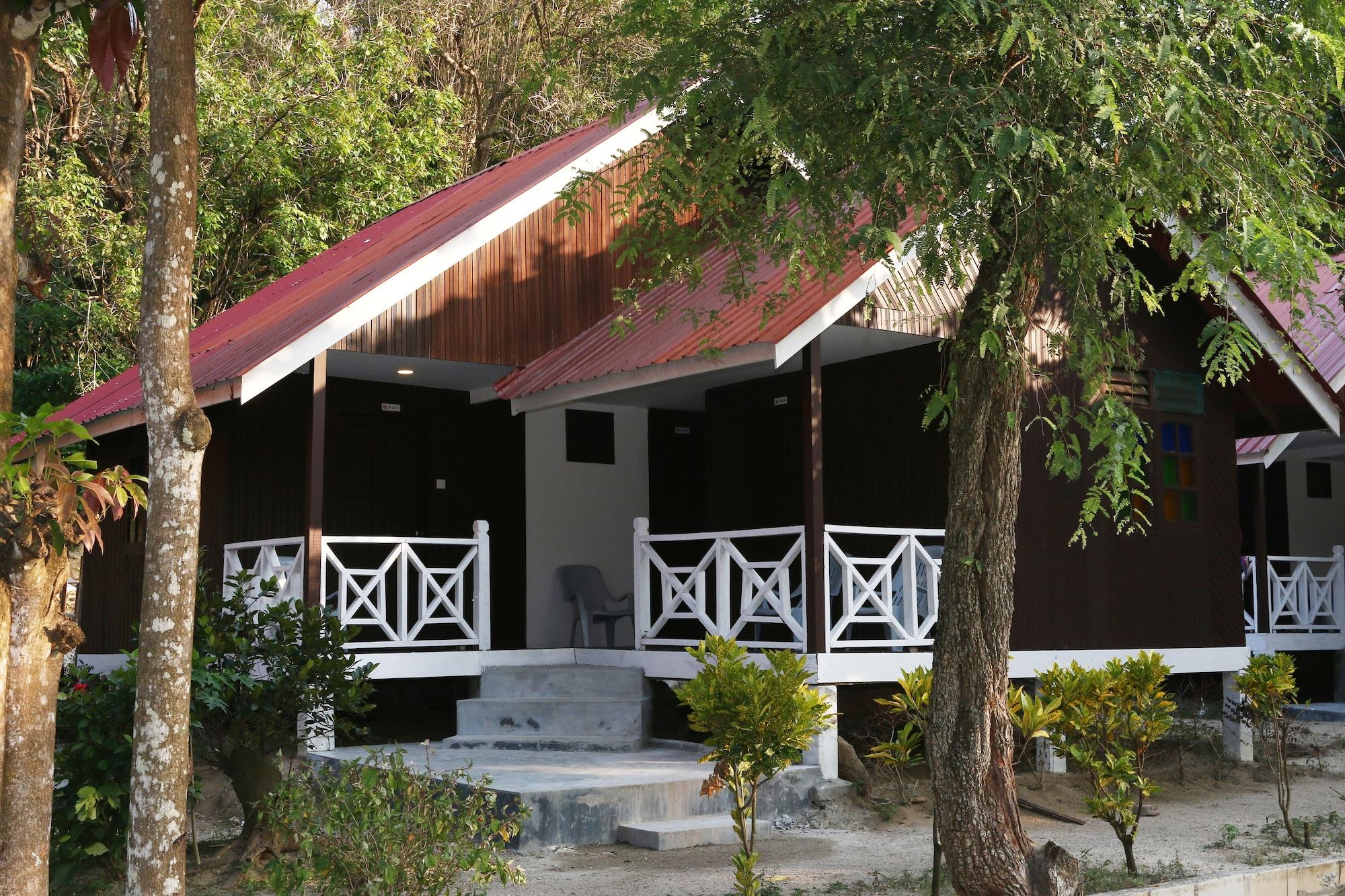 The Barat Perhentian Beach Resort Exterior photo